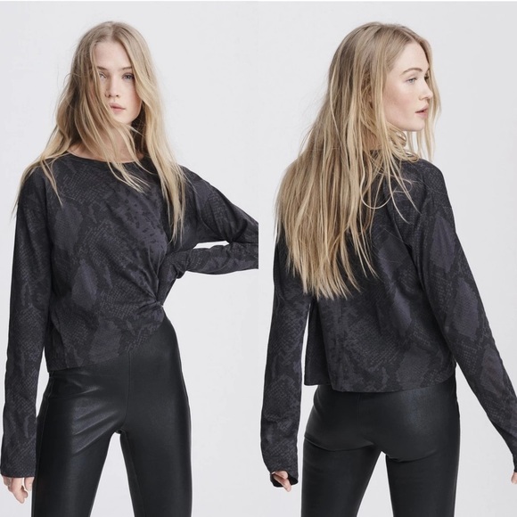 Rag & Bone Off Black Cropped Snake Print Long Sleeve Top Size M Crewneck - Picture 1 of 11